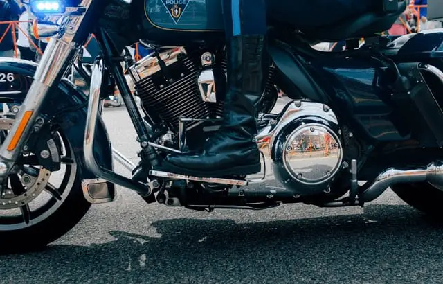 Can you wear regular shoes on a motorcycle?